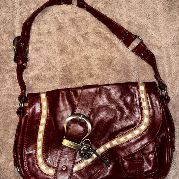 Vintage Red Purse - Picture 3 of 10